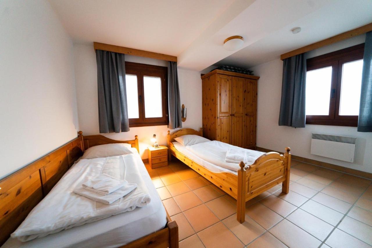 Apartment Weitblick - Almresort Gerlitzen Treffen Extérieur photo